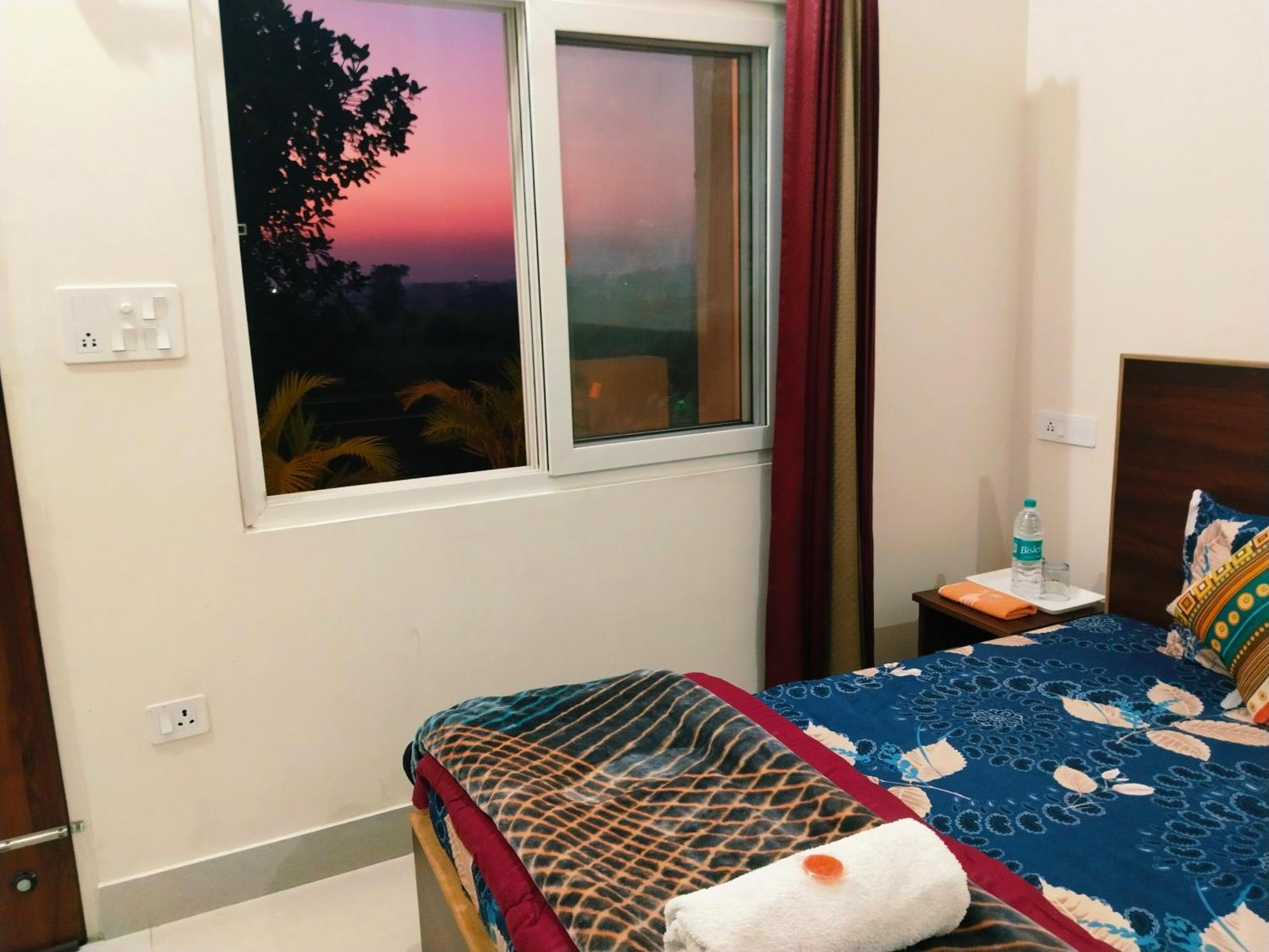 Airport Luxury Nature Homestay- Near Jolly Grant Airport Dehradun Doiwāla Exterior foto
