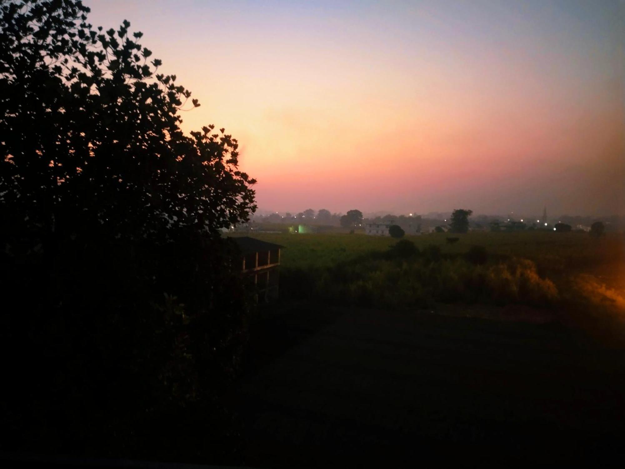 Airport Luxury Nature Homestay- Near Jolly Grant Airport Dehradun Doiwāla Exterior foto
