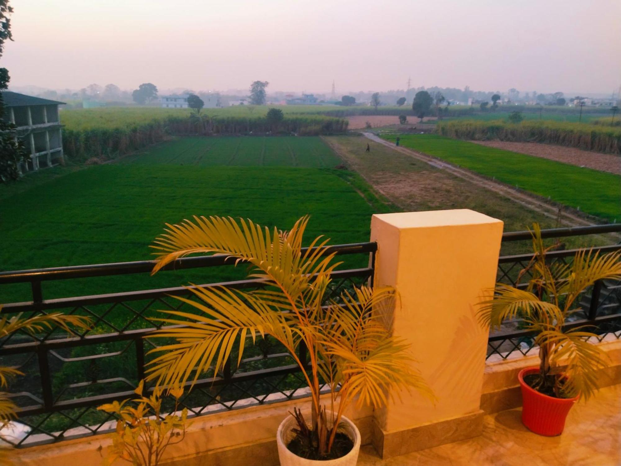 Airport Luxury Nature Homestay- Near Jolly Grant Airport Dehradun Doiwāla Exterior foto