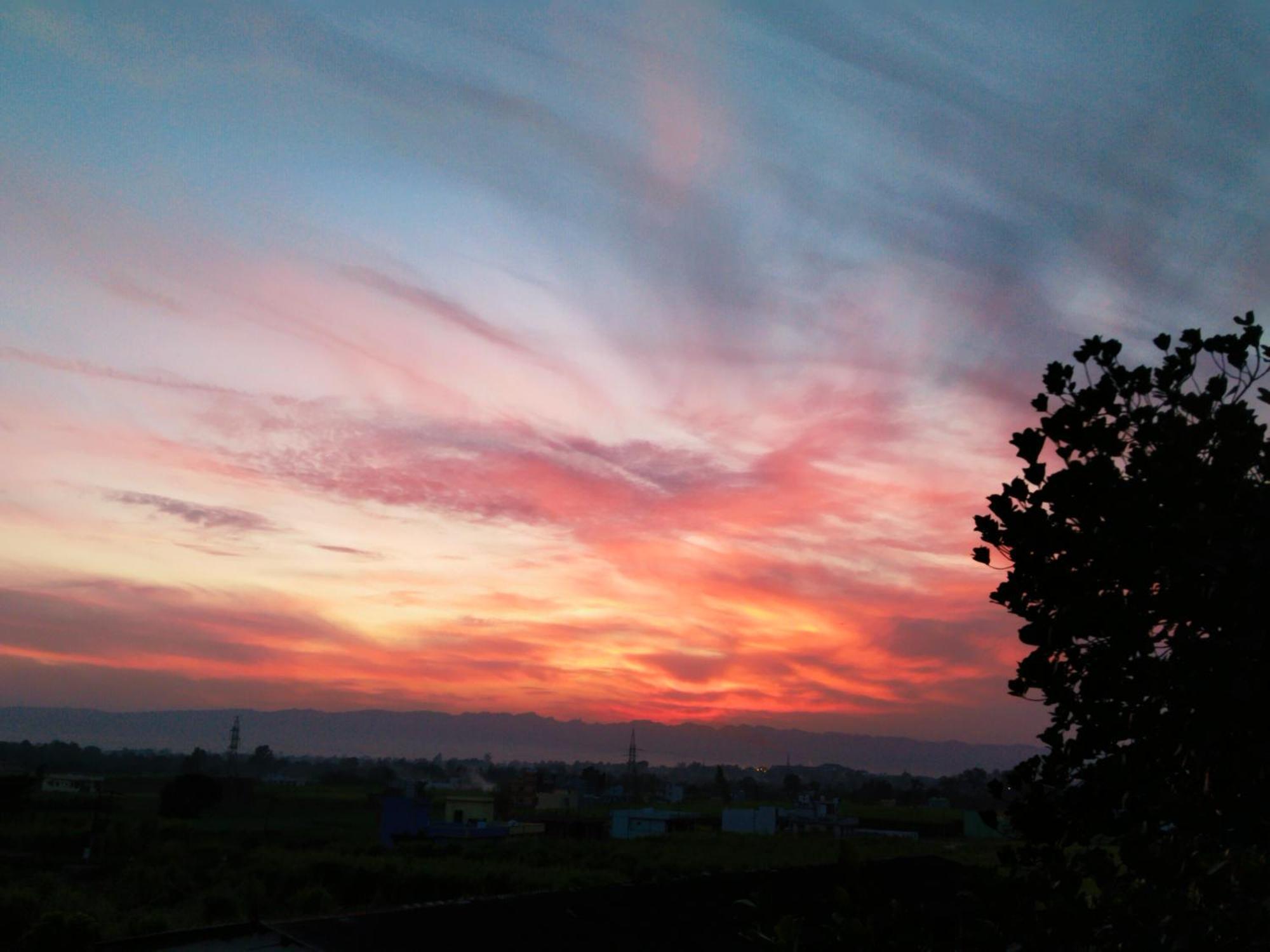 Airport Luxury Nature Homestay- Near Jolly Grant Airport Dehradun Doiwāla Exterior foto